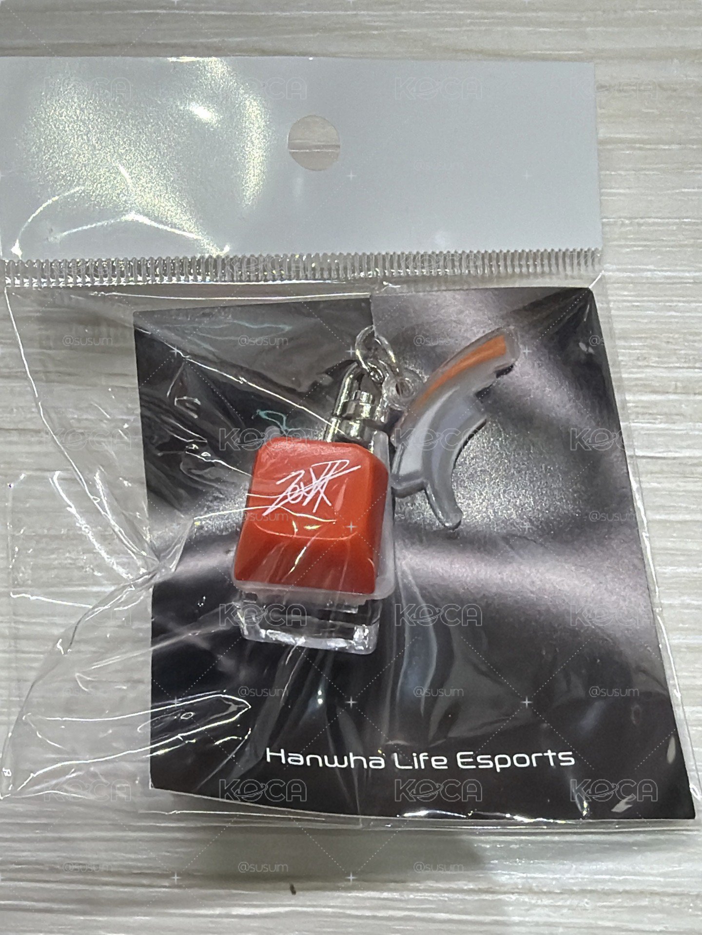 HLE ZEUS鍵帽吊飾 全新未拆 卡榫還在
