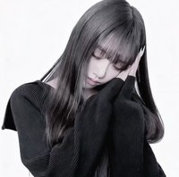 Lily^