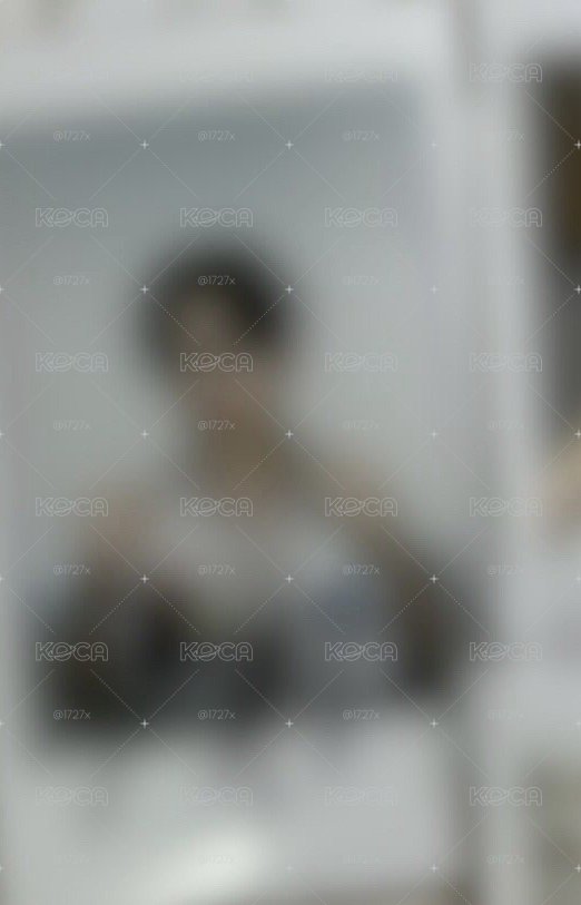 250619 withmuu 啟訓 未公開簽名拍立得
