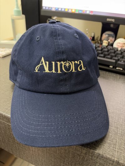 文星伊 Aurora 棒球帽 日專周邊