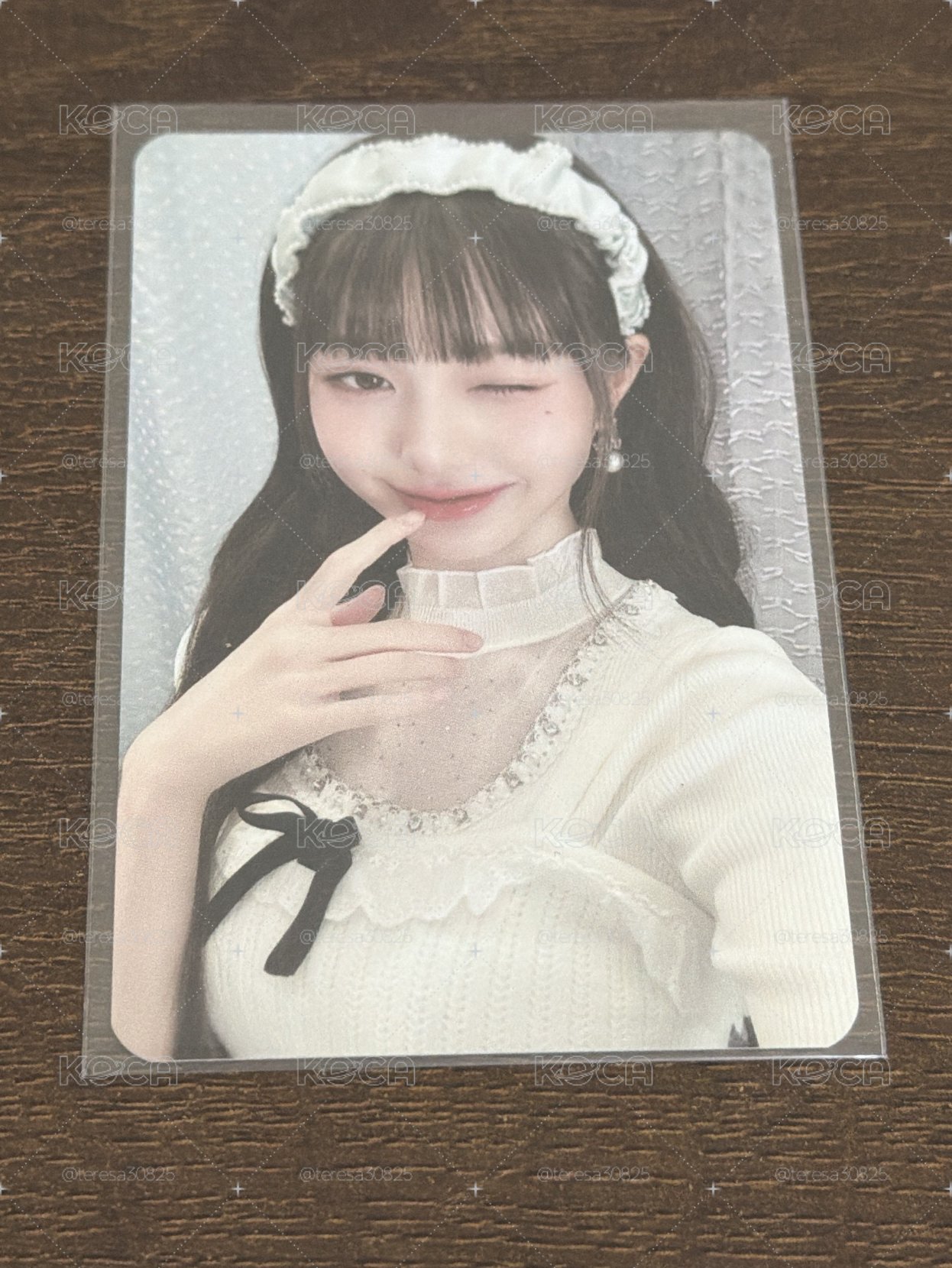 IVE 員 小卡