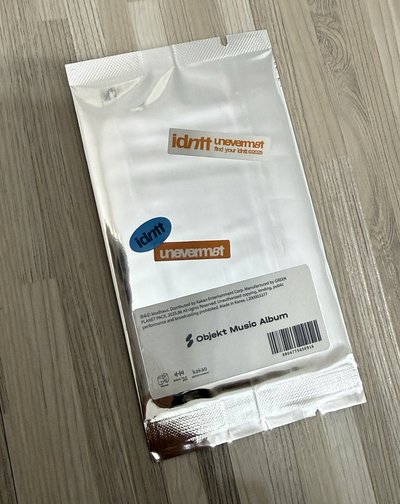 idntt km簽售特典+OMA未拆