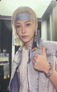 THIS & THAT 快閃店 周邊卡 T恤