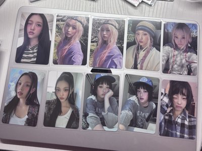 Newjeans 小卡