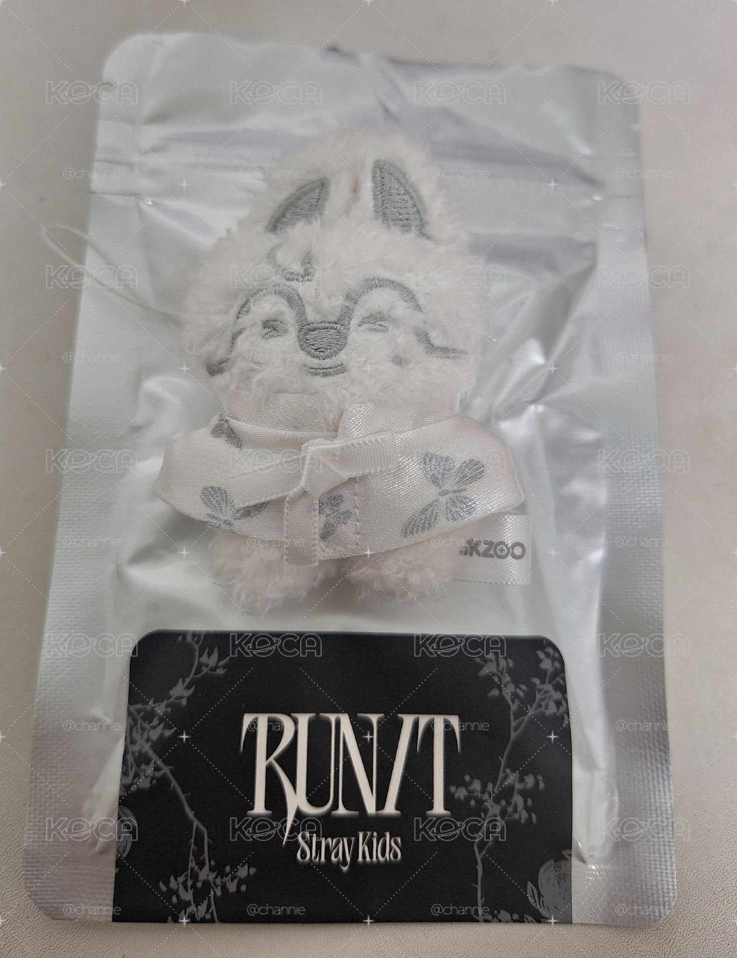 四巡潦草娃 白色燦