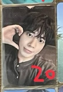 顯20