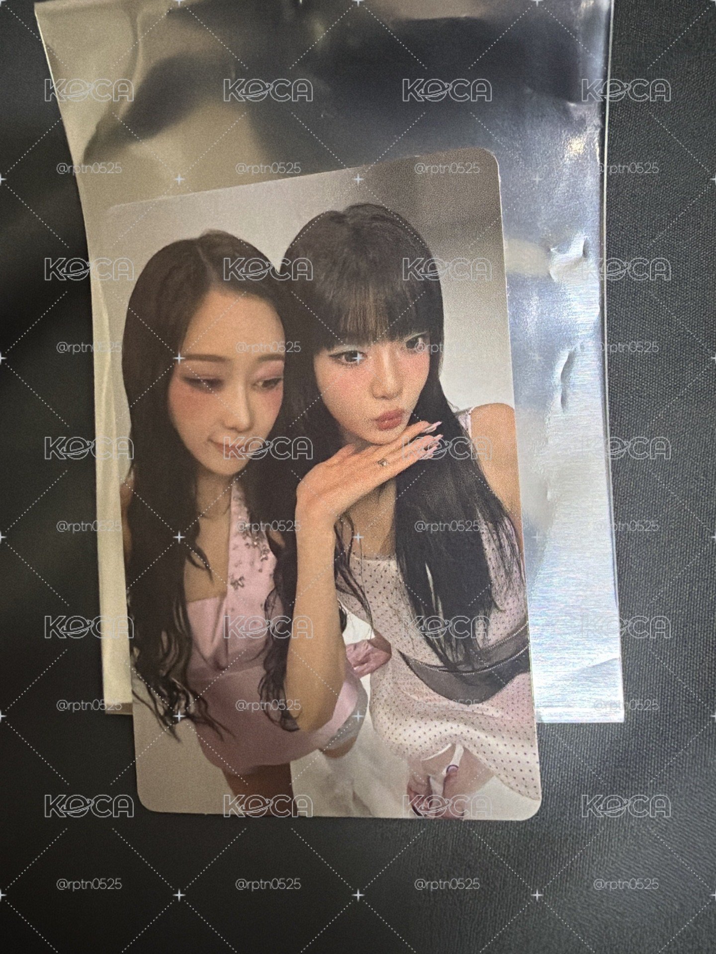 KISS N TELL Ver. 專輯 吉寧