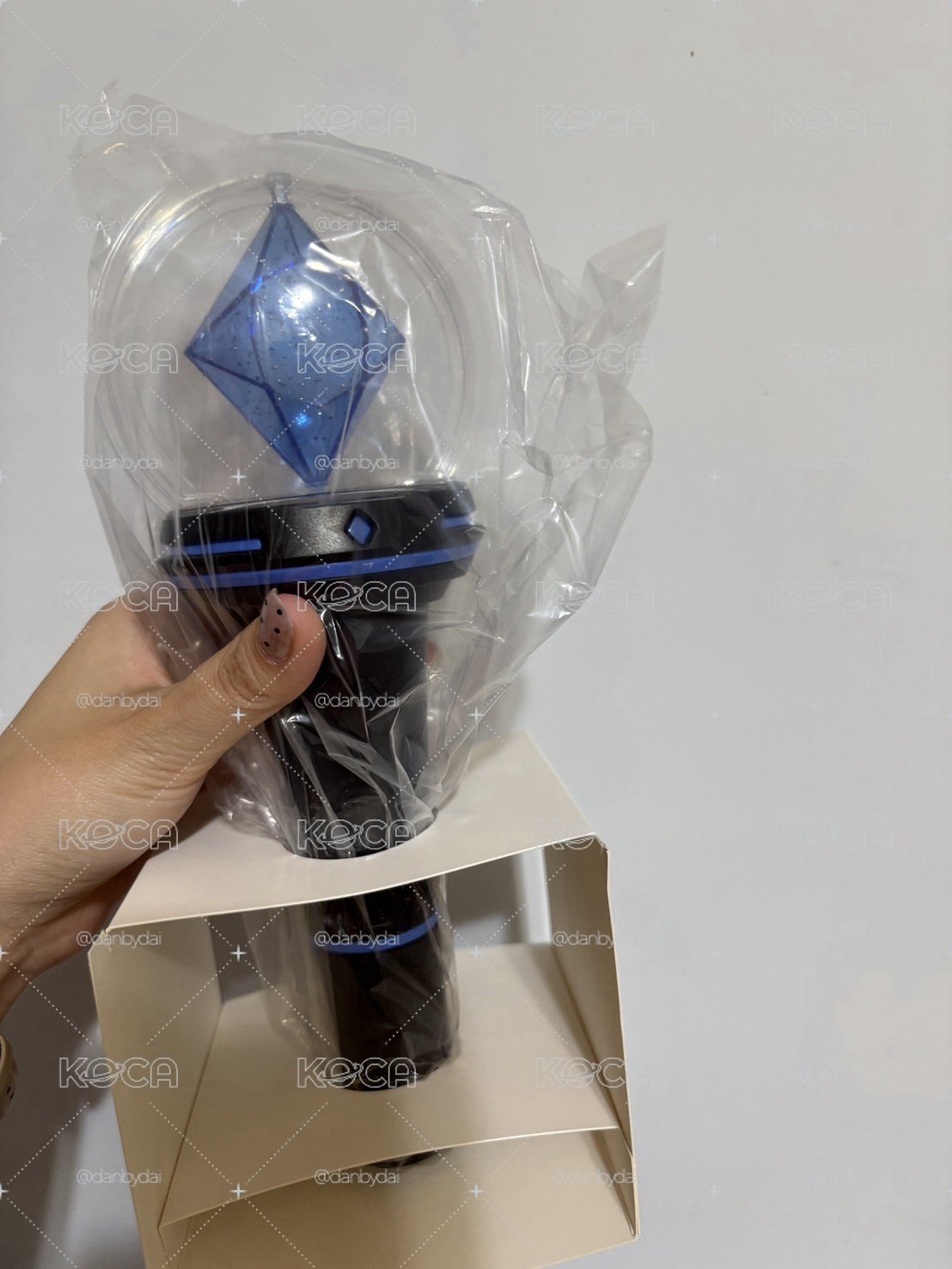 CNBLUE手燈 全新未使用（含小卡）