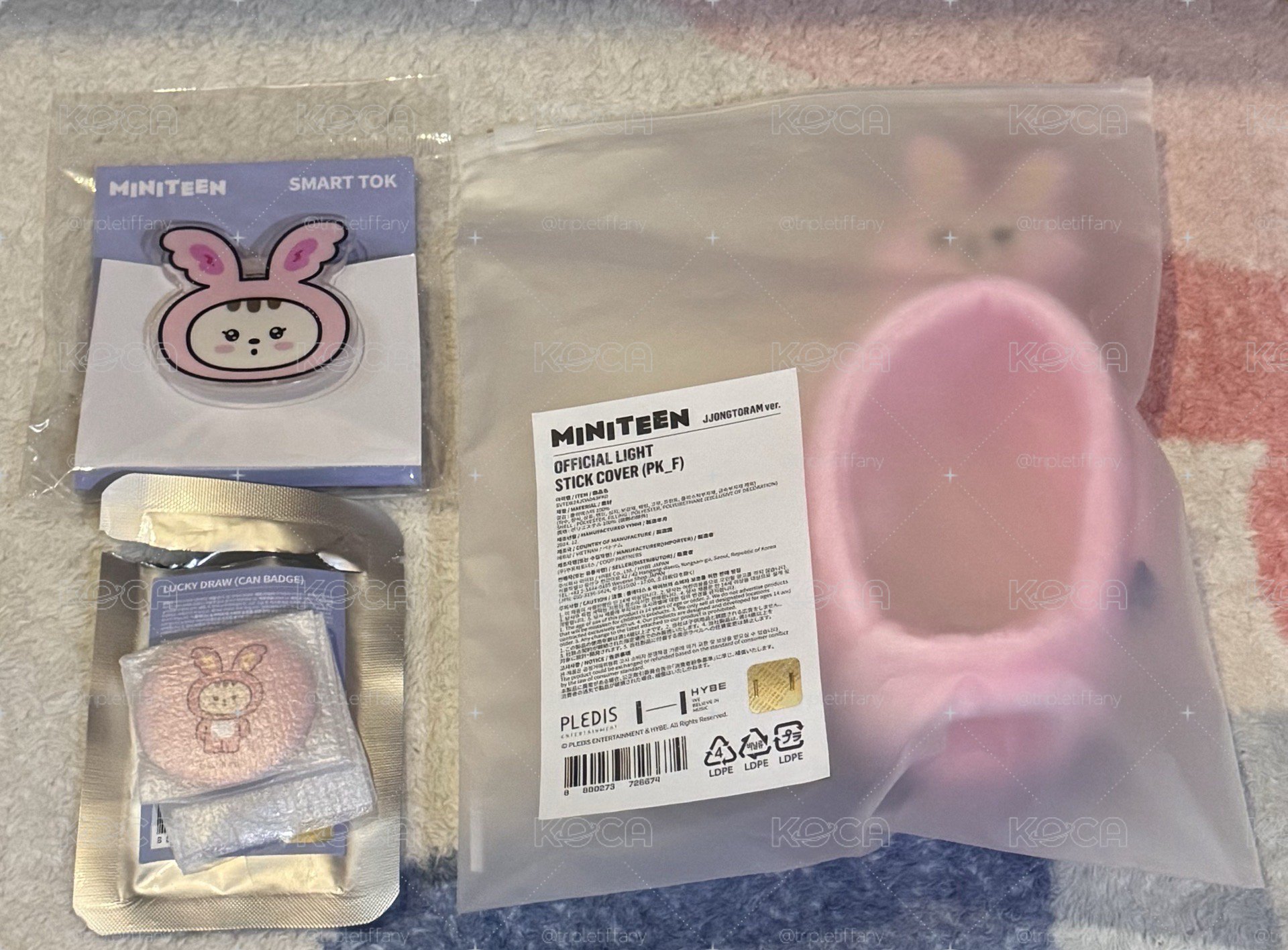 MINITEEN 兔拉米手燈套+磁吸手機支架+徽章 合售