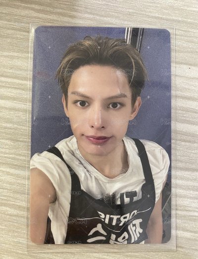凡迷一yzy3.0幸運卡 有瑕