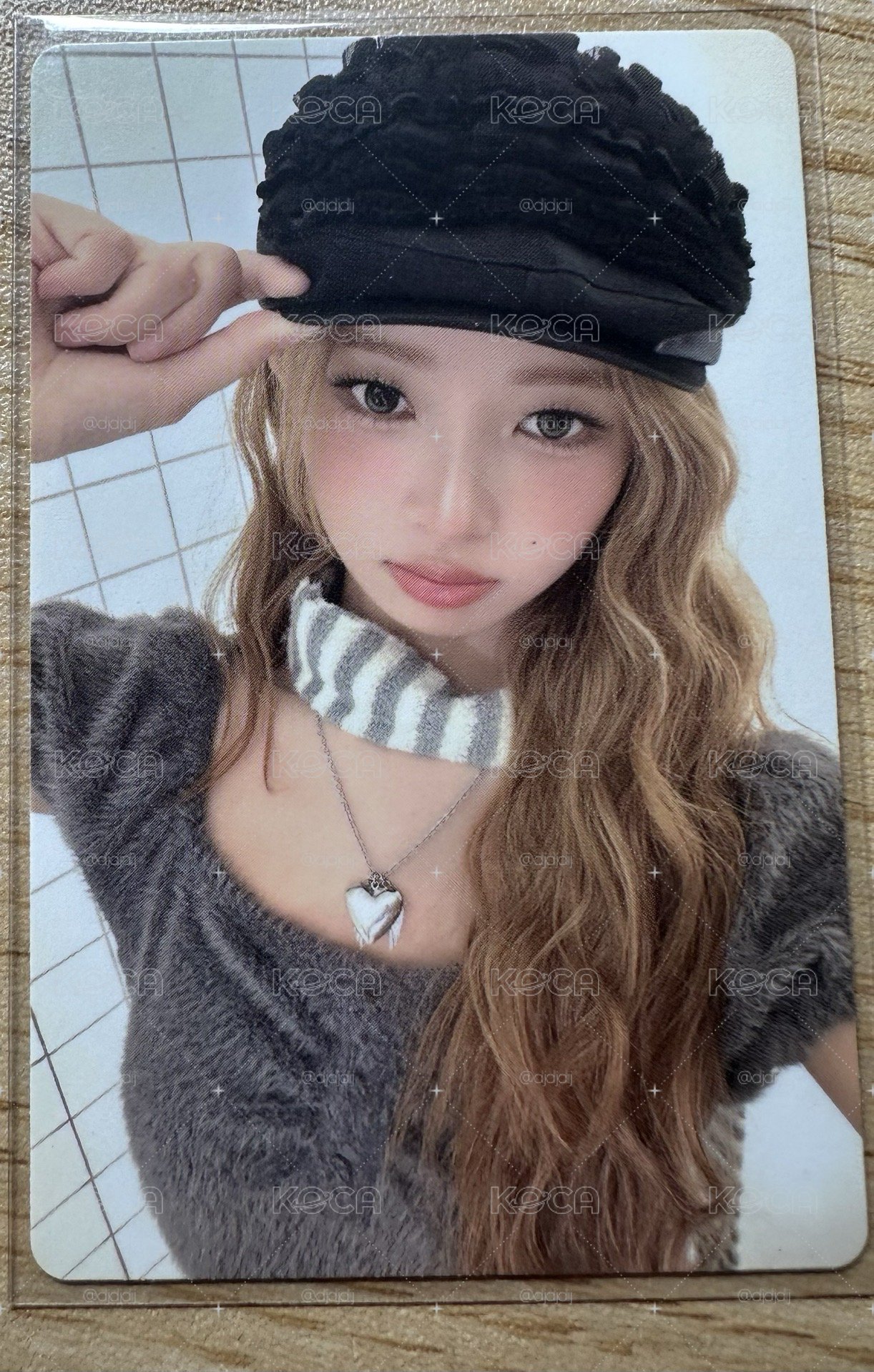 怜 專卡