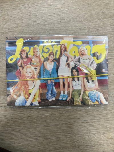 Hearts2hearts Lemon Tang photo book 空專