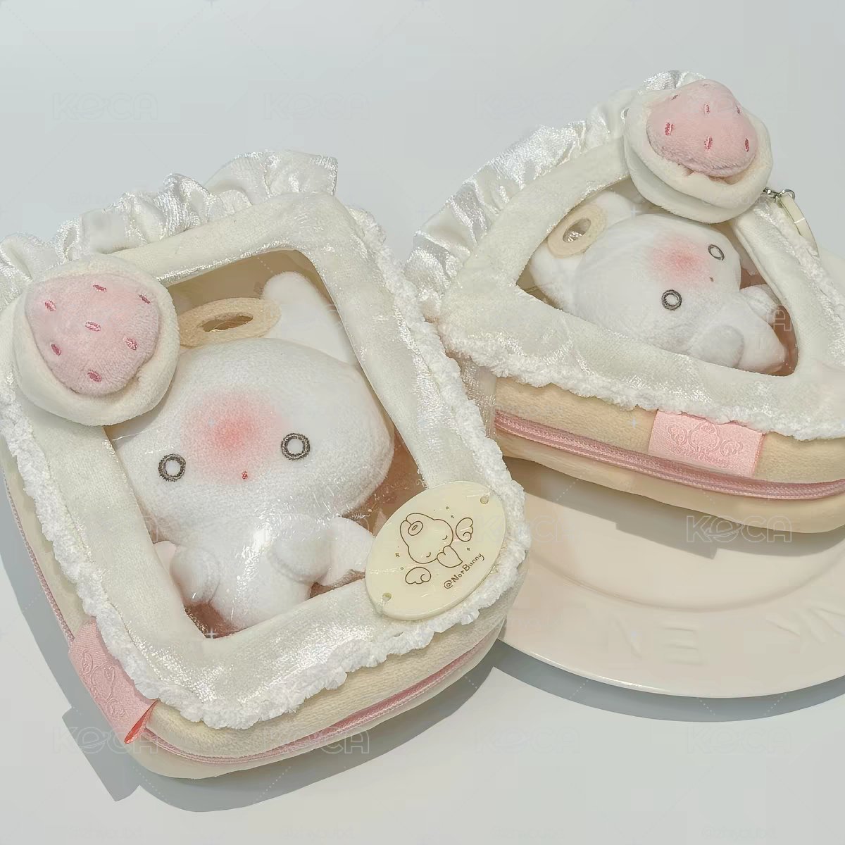 ⑅ 不是小兔NotBunny > 預購／白草莓蛋糕10cm娃包
