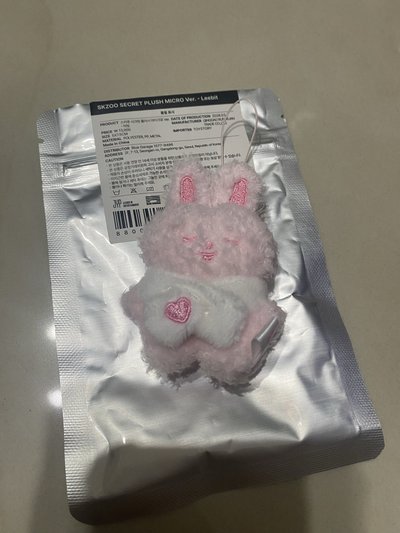 草莓比比