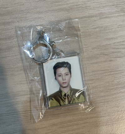DAY6 YOUNG K 預購特典 雙面鑰匙圈