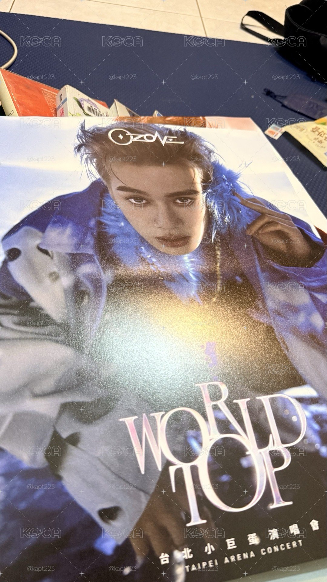 子翔娃娃買就送world top 海報