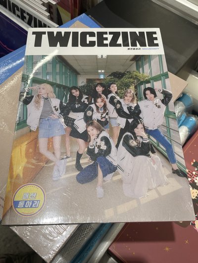 TWICEZINE 雜誌