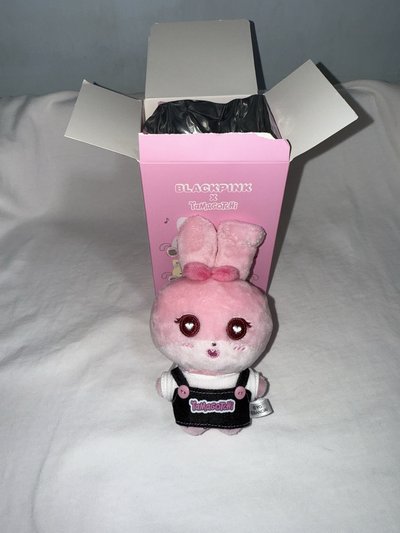 BLACKPINK × Tamagotchi 聯名吊飾Jisoo隱藏款
