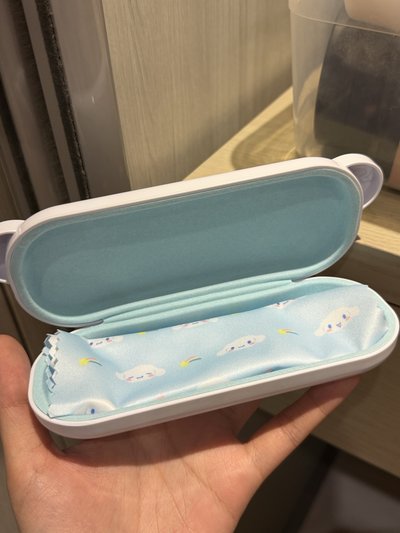 大耳狗眼鏡盒
