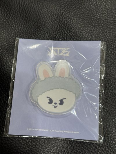 ATE 快閃店 手機支架 旻