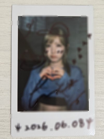 &Our Vibe 未公開拍立得 仁美