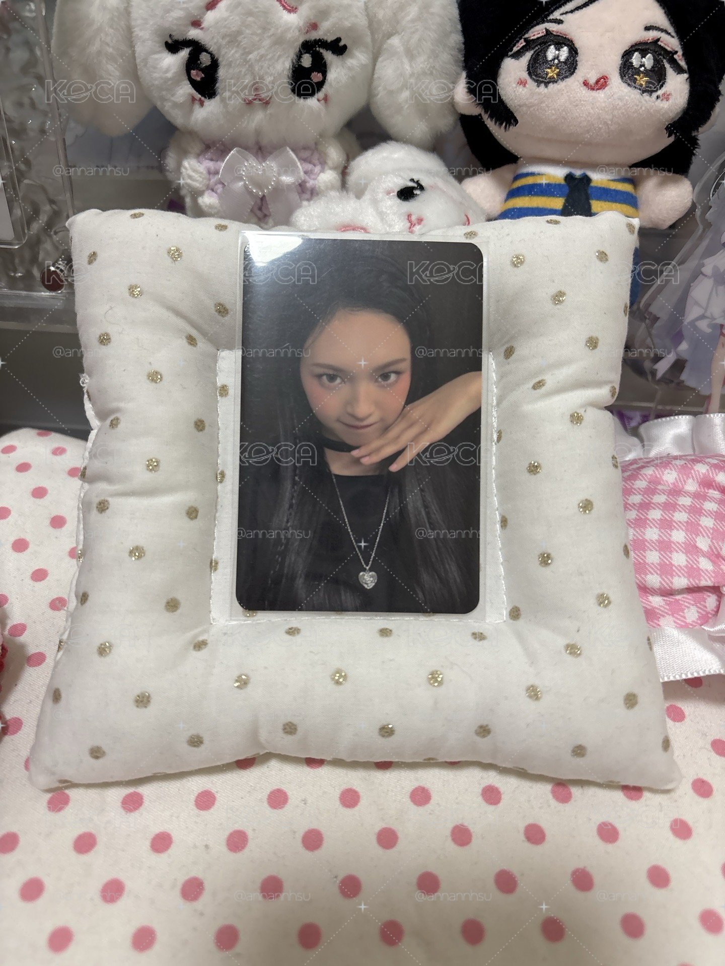 完全抿嘴小貓