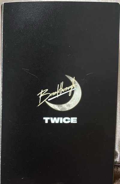 TWICE Breakthrough 卡冊 小本