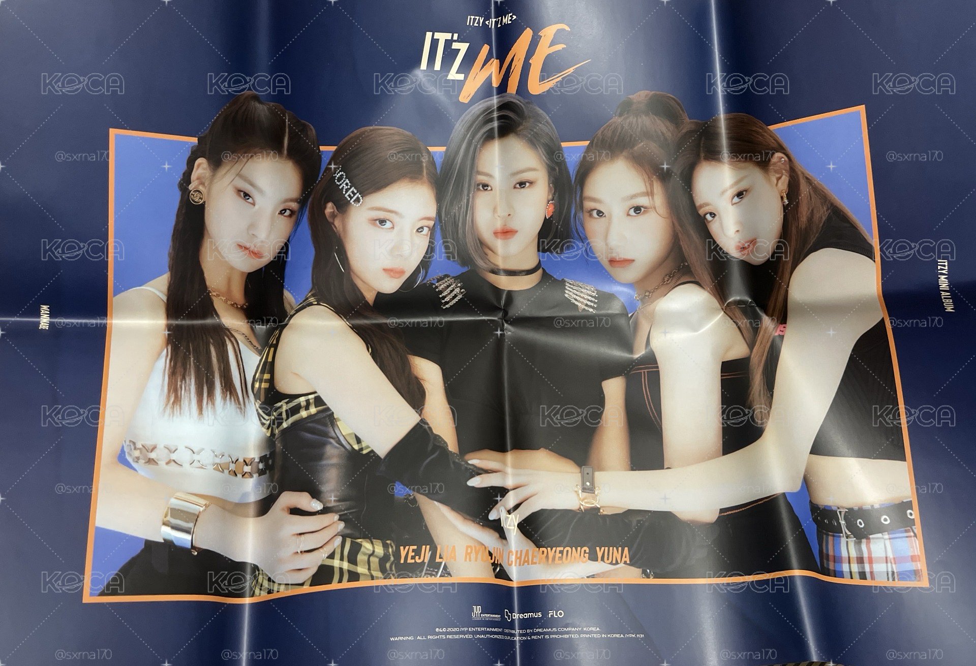 ITZY 迷二 海報 3款一起