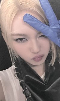 柒藍色手套