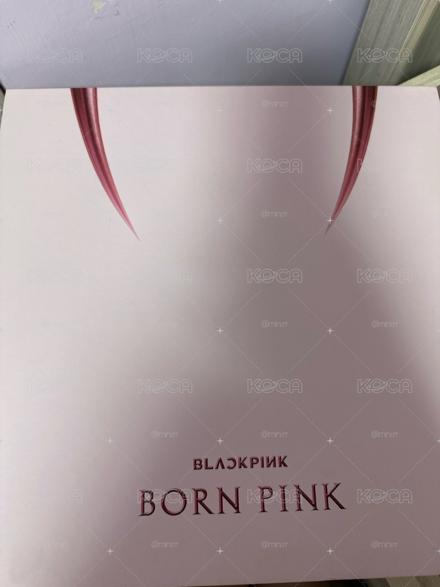 BORN PINK 專輯 粉膠版
