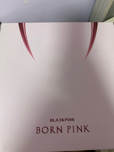 BORN PINK 專輯 粉膠版