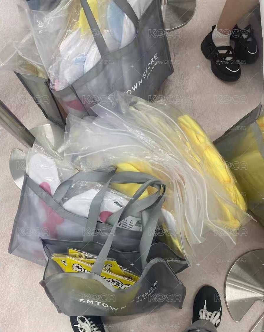 上海快閃毛絨行李包