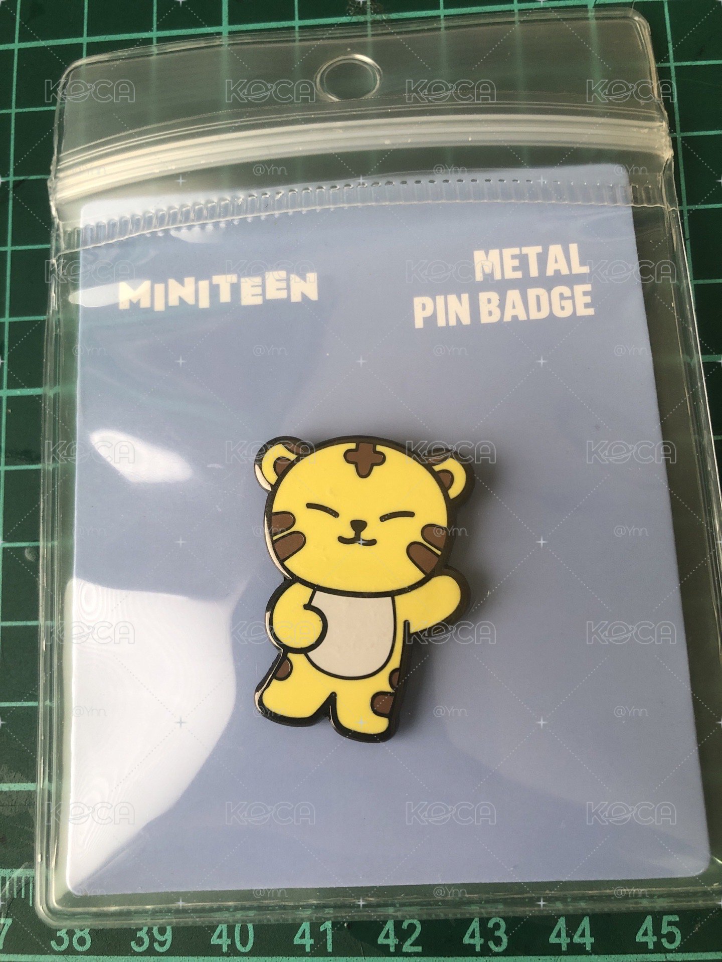miniteen 胸針