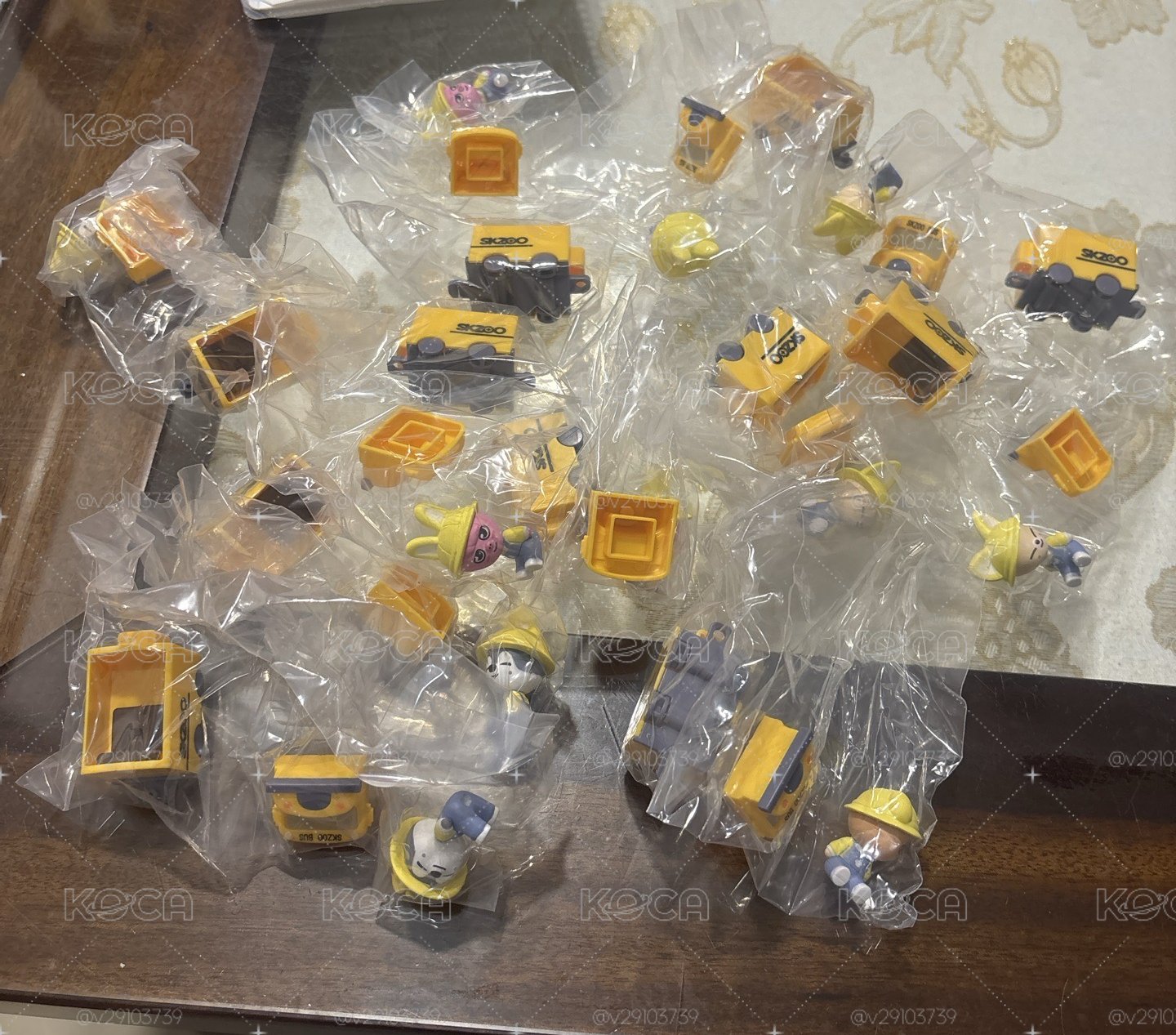 BANDAI 公仔 校車扭蛋 現貨