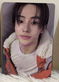 迷一 yzy 6.0 幸運卡