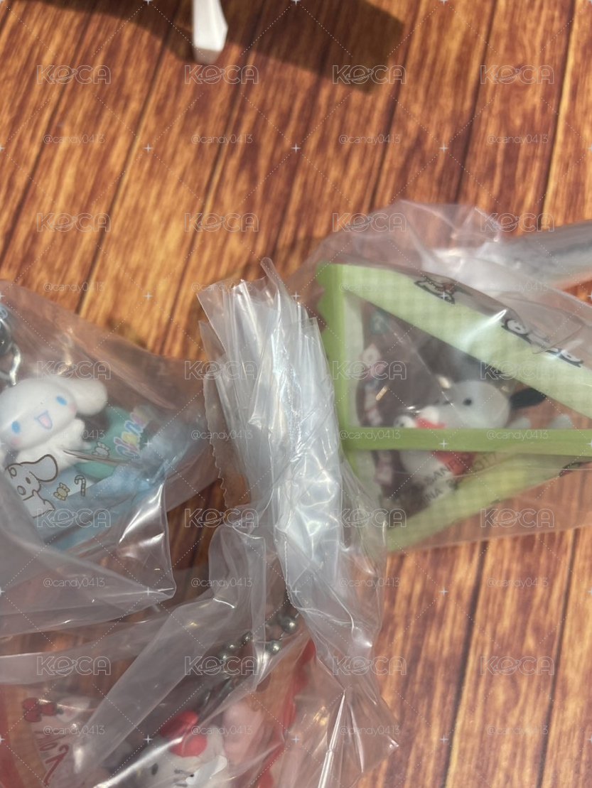 搖搖三角包吊飾扭蛋 帕恰狗
