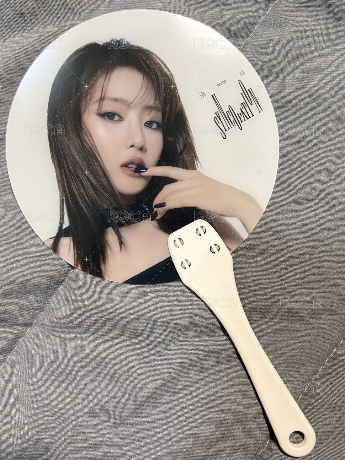 妮 小扇子