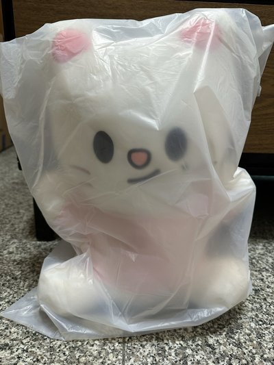 HUG ME 坐娃