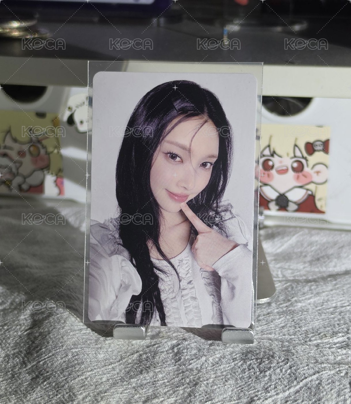 玧