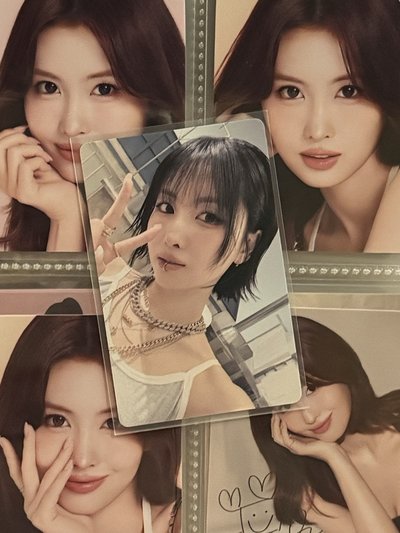 Momo yzy 線上1.0簽售卡