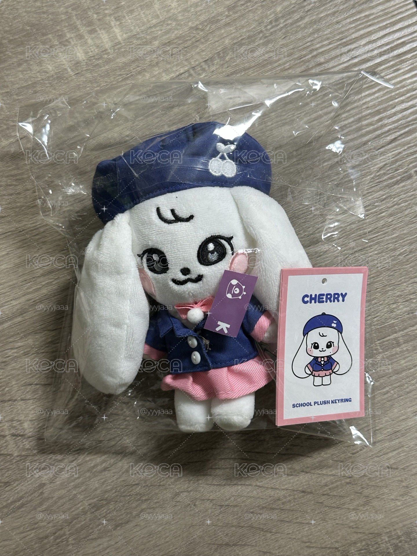 制服員娃