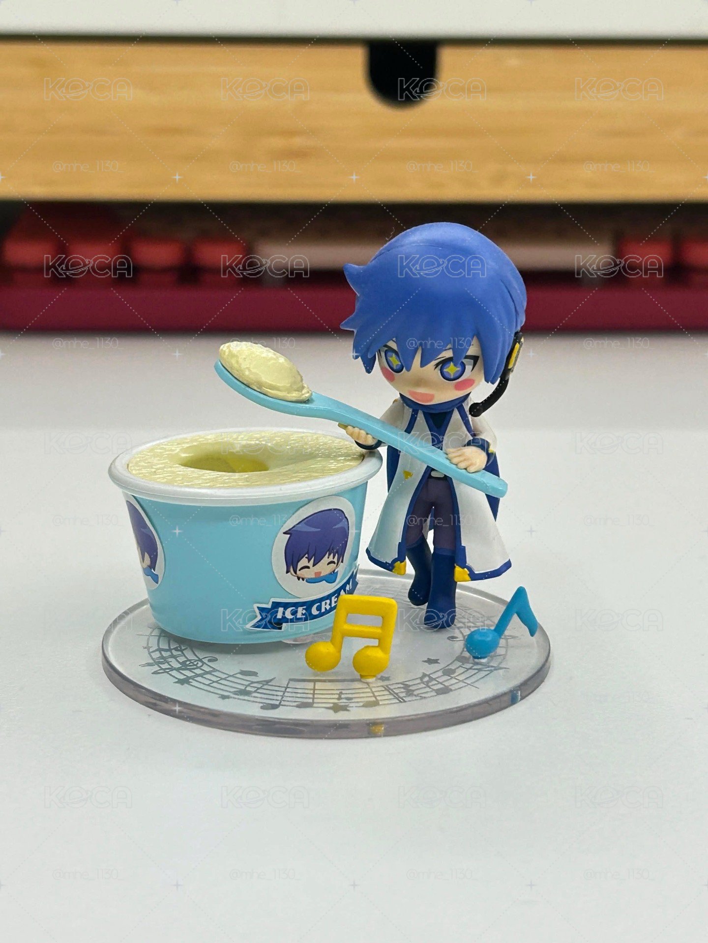 KAITO 公仔 可放筆
