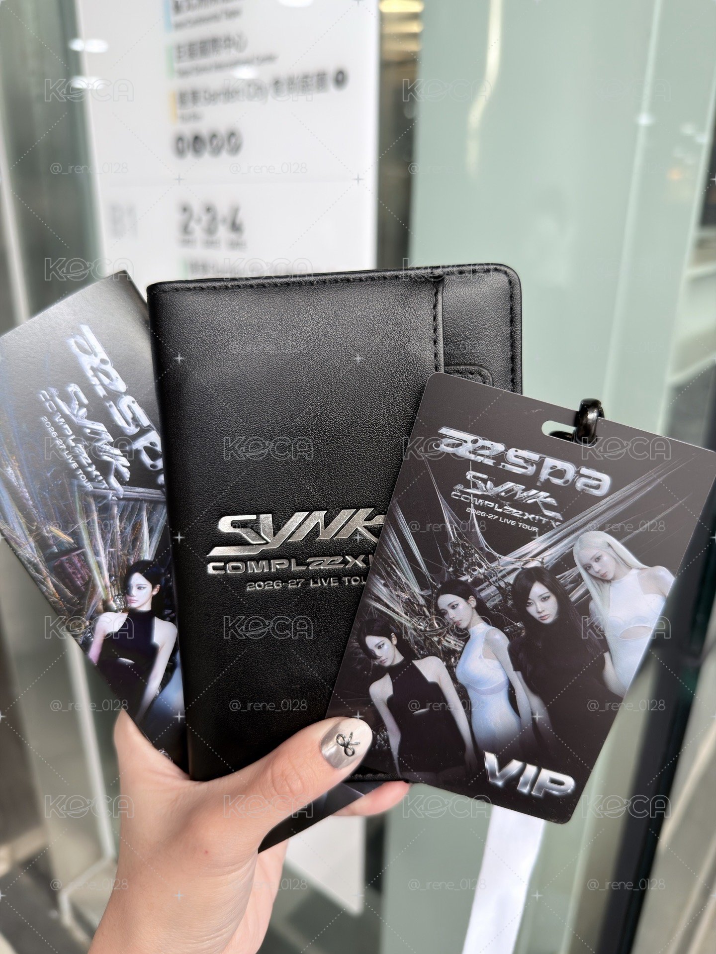 四巡 台北VIP禮 護照套+吊牌