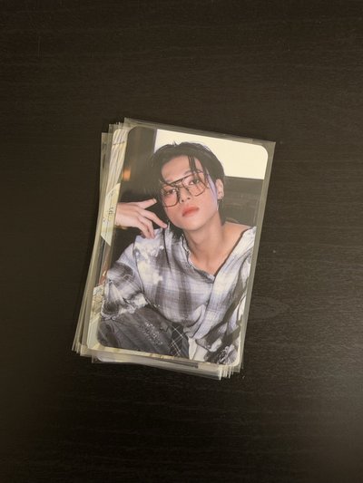 榮各種黑髮美麗紙片