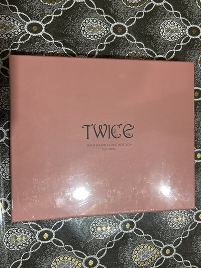 TWICE 日本年曆2020