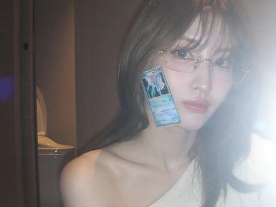 TWICE MOMO 小卡