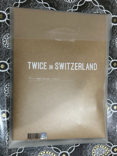 TWICE IN SWITZERLAND! 瑞士特別版！