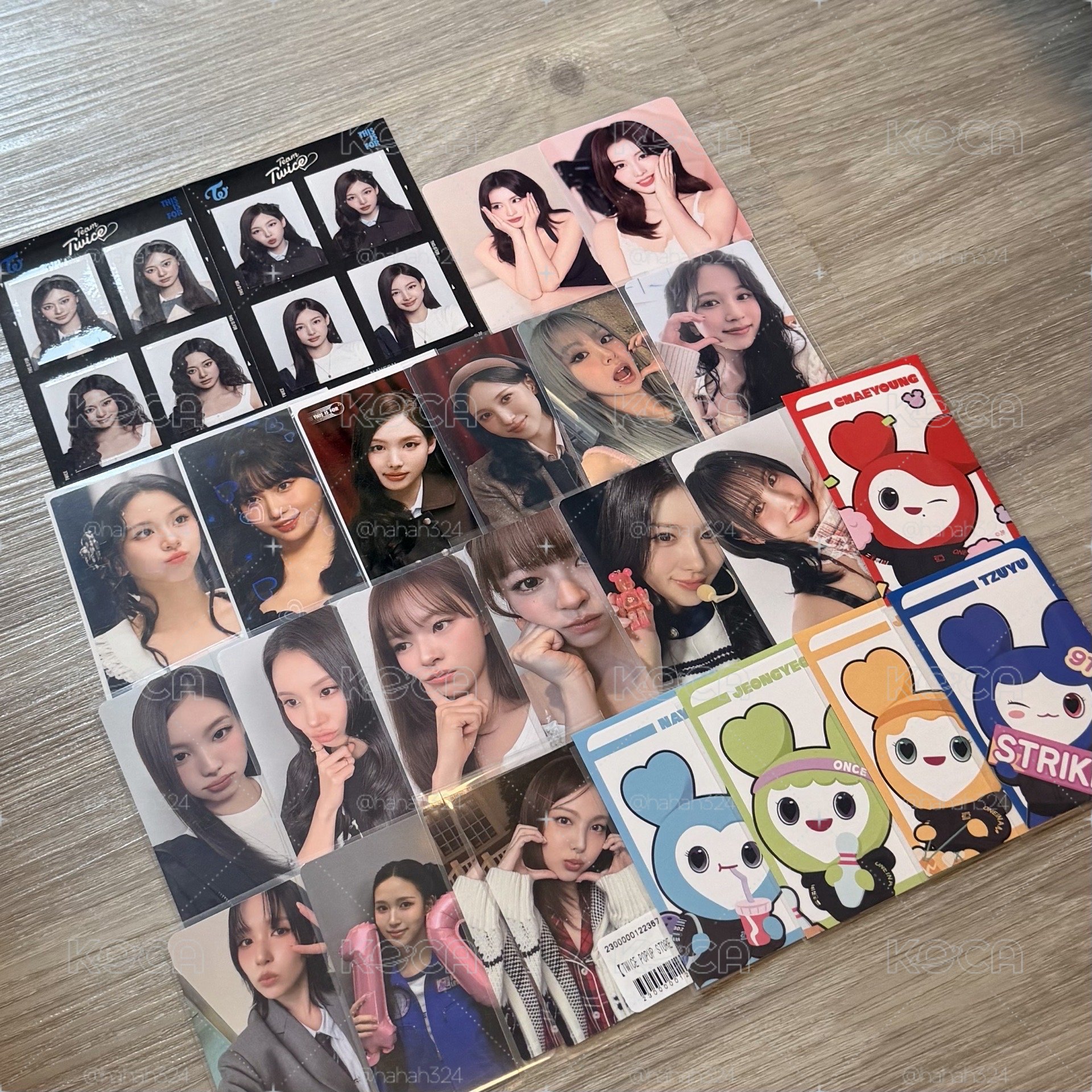 TWICE 小卡/證件照貼紙/桃代言卡 （賣場一）