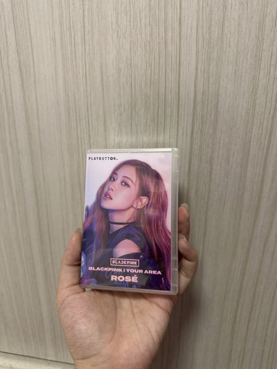 IYA JP 專輯 PLAY BUTTON  Rosé