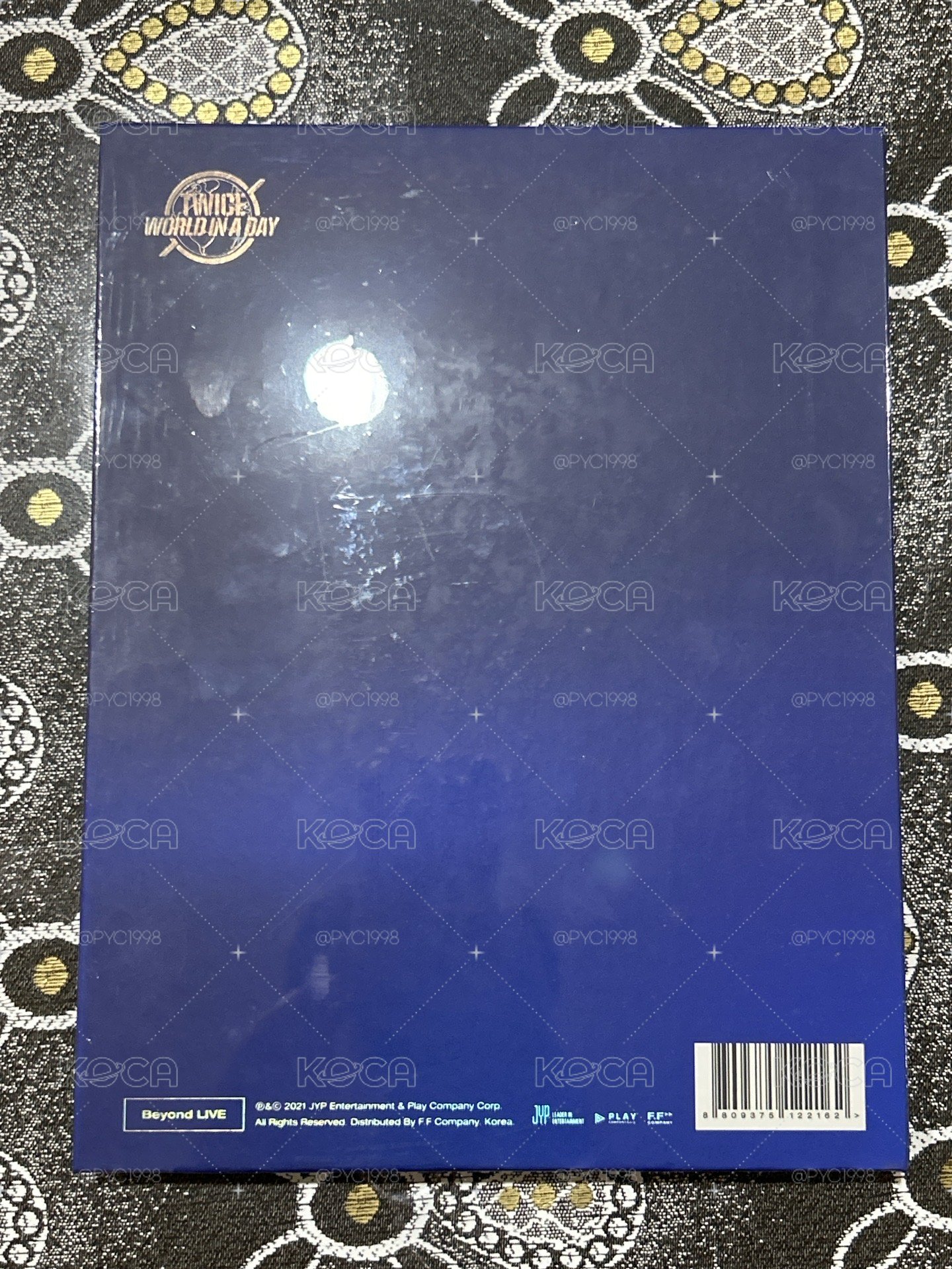 TWICE World In A Day 2020 ! Beyond LIVE 寫真書